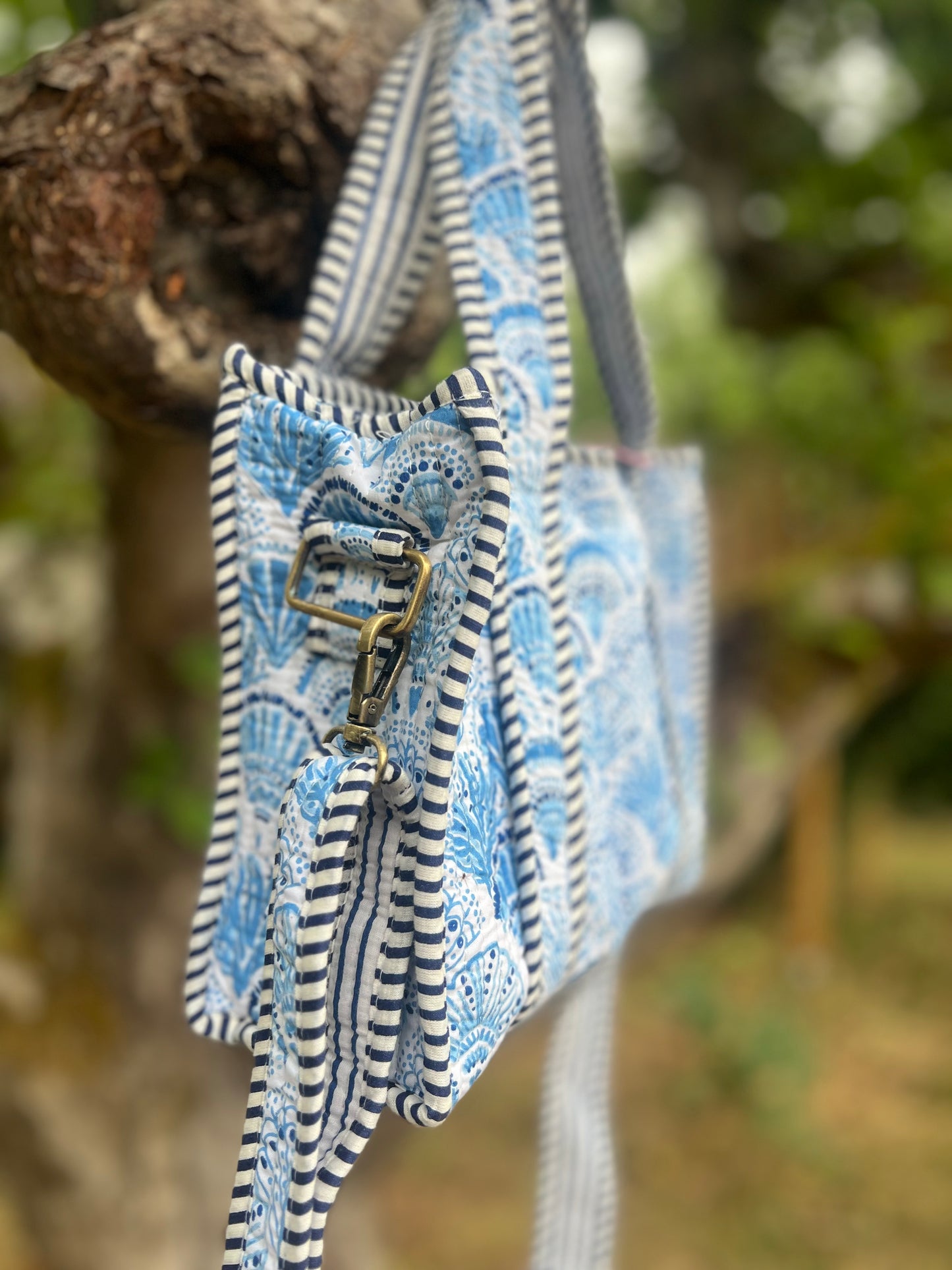 Super Mini Tote - Blue Shells