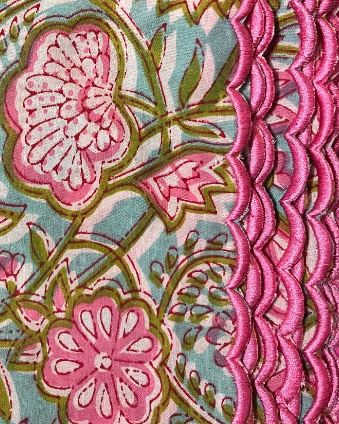Turquoise and Pink Scalloped Napkins x 6