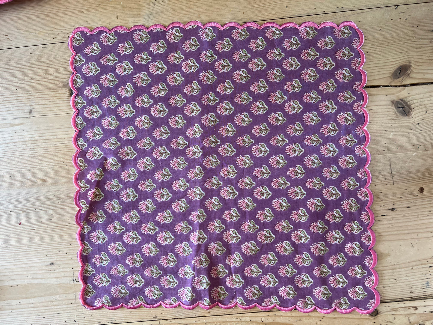 Purple and Pink Scalloped Napkins x 6