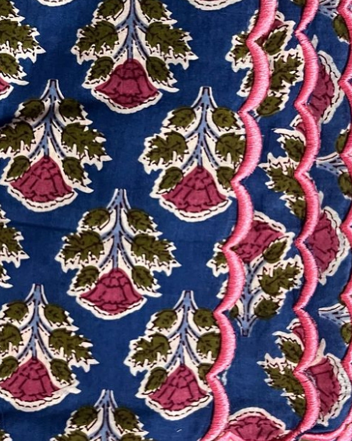 Navy and Pink Scalloped Napkins x 6