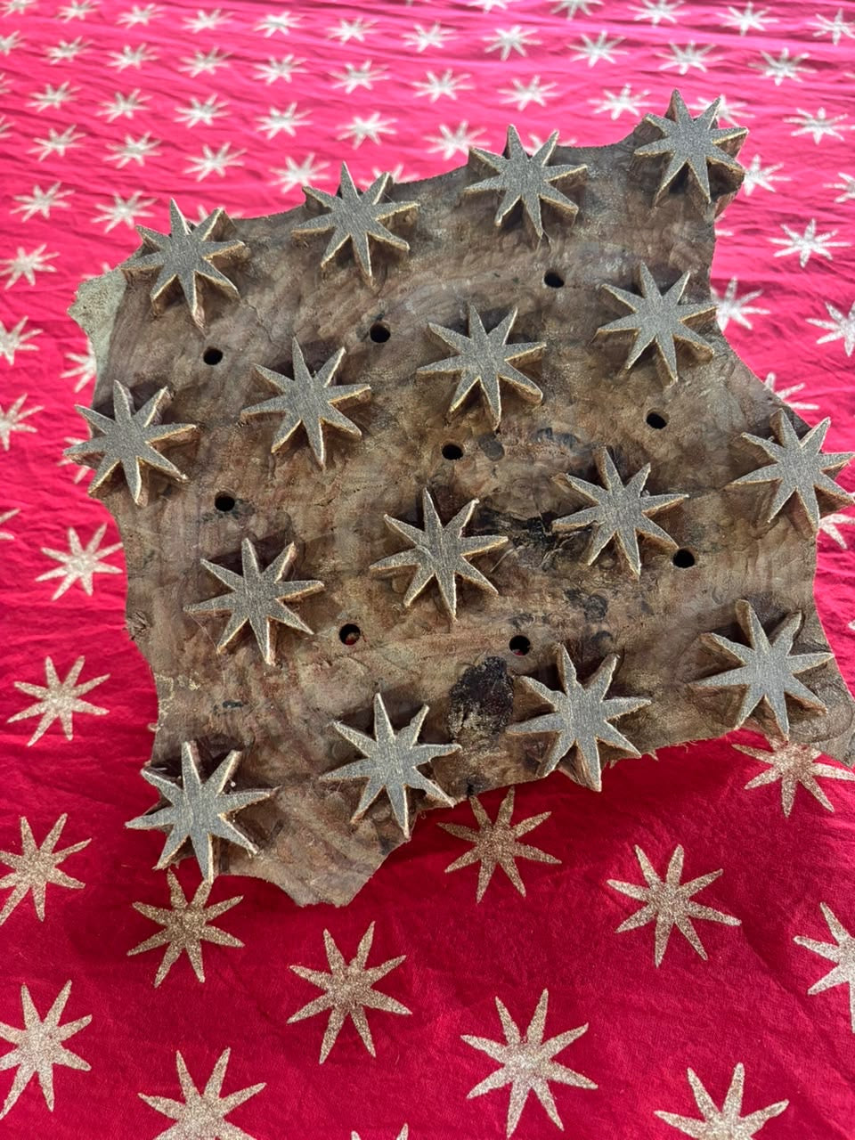Twinkle Star Table Cloth - 8 Seater