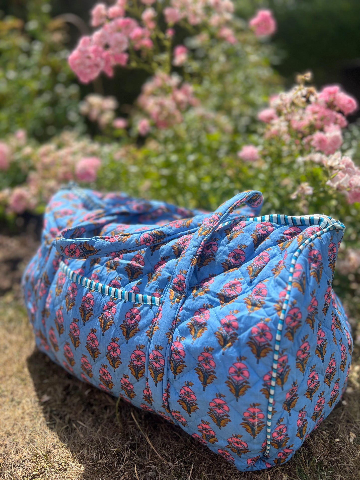 Extra large Blue Floral Weekend bag