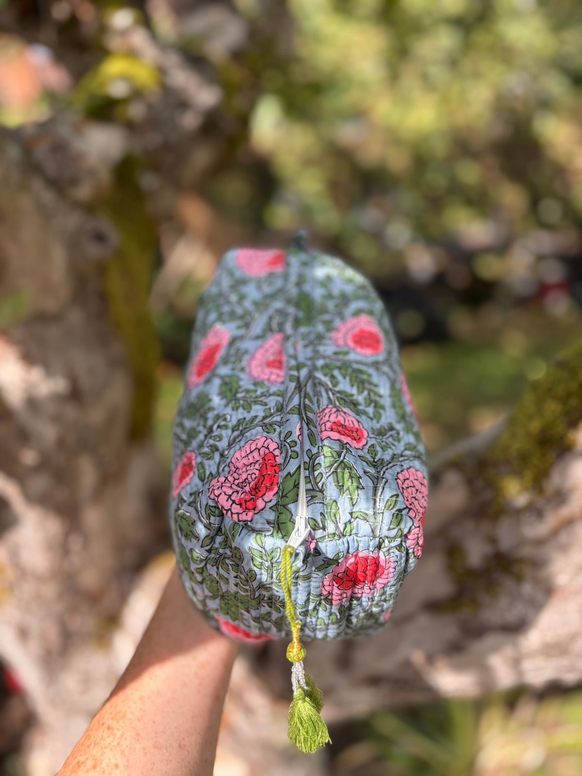 Carnation Garden Washbag