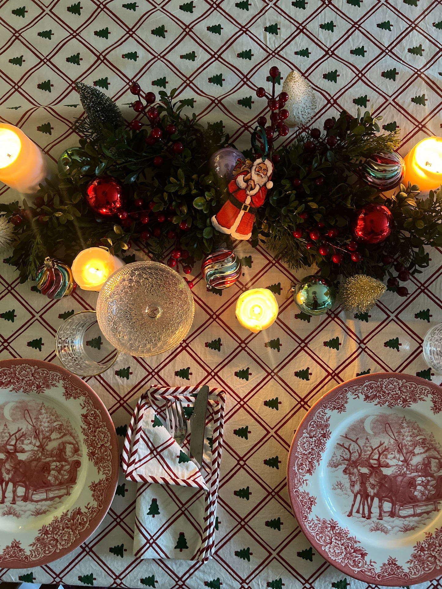 *RESTOCKED SOON* Limited Edition - Christmas Tree Table Cloth