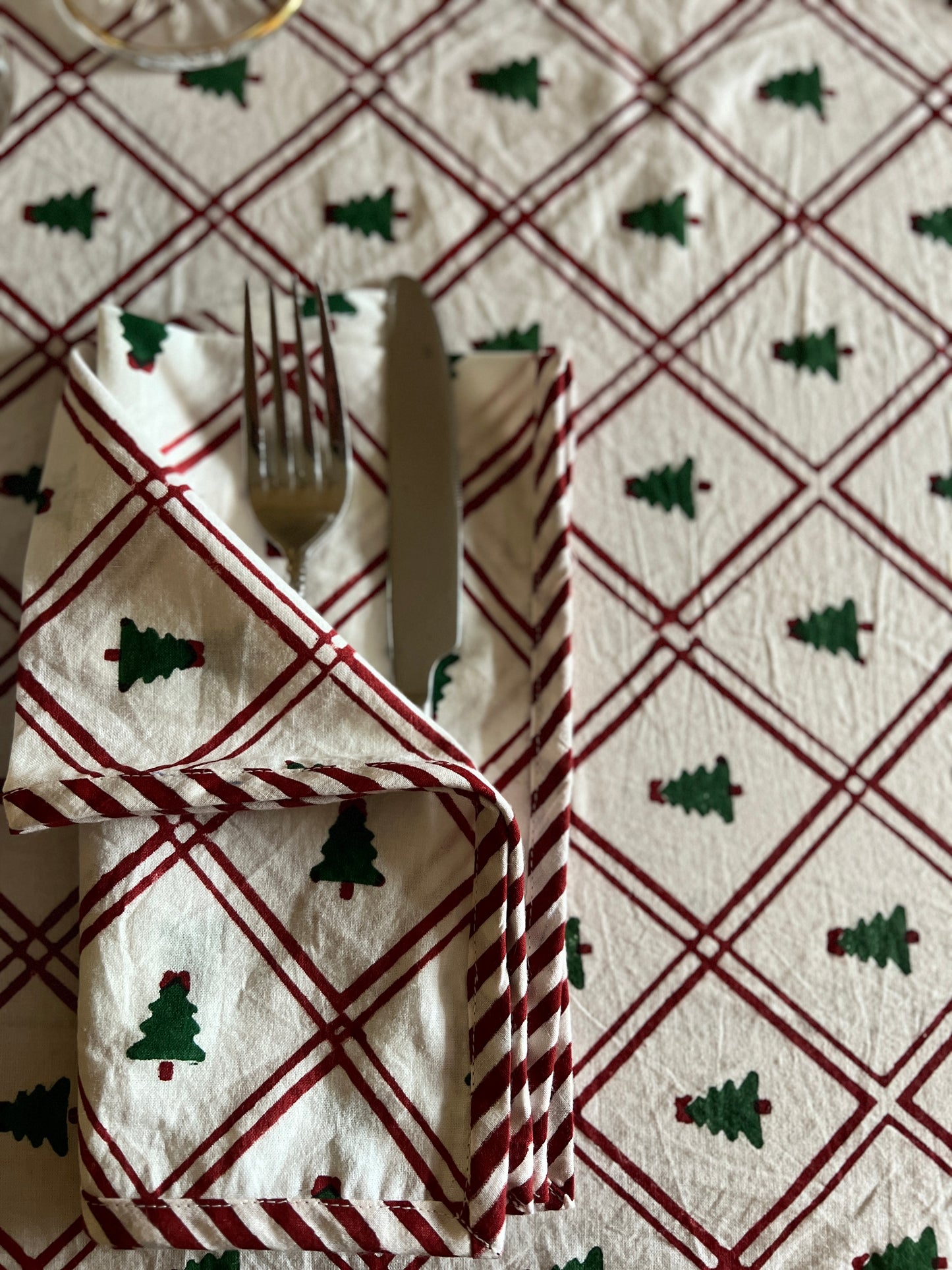 *RESTOCKED SOON* Limited Edition - Christmas Tree Table Cloth