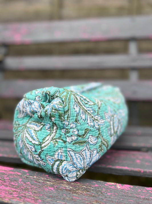 Turquoise Floral Large Washbag