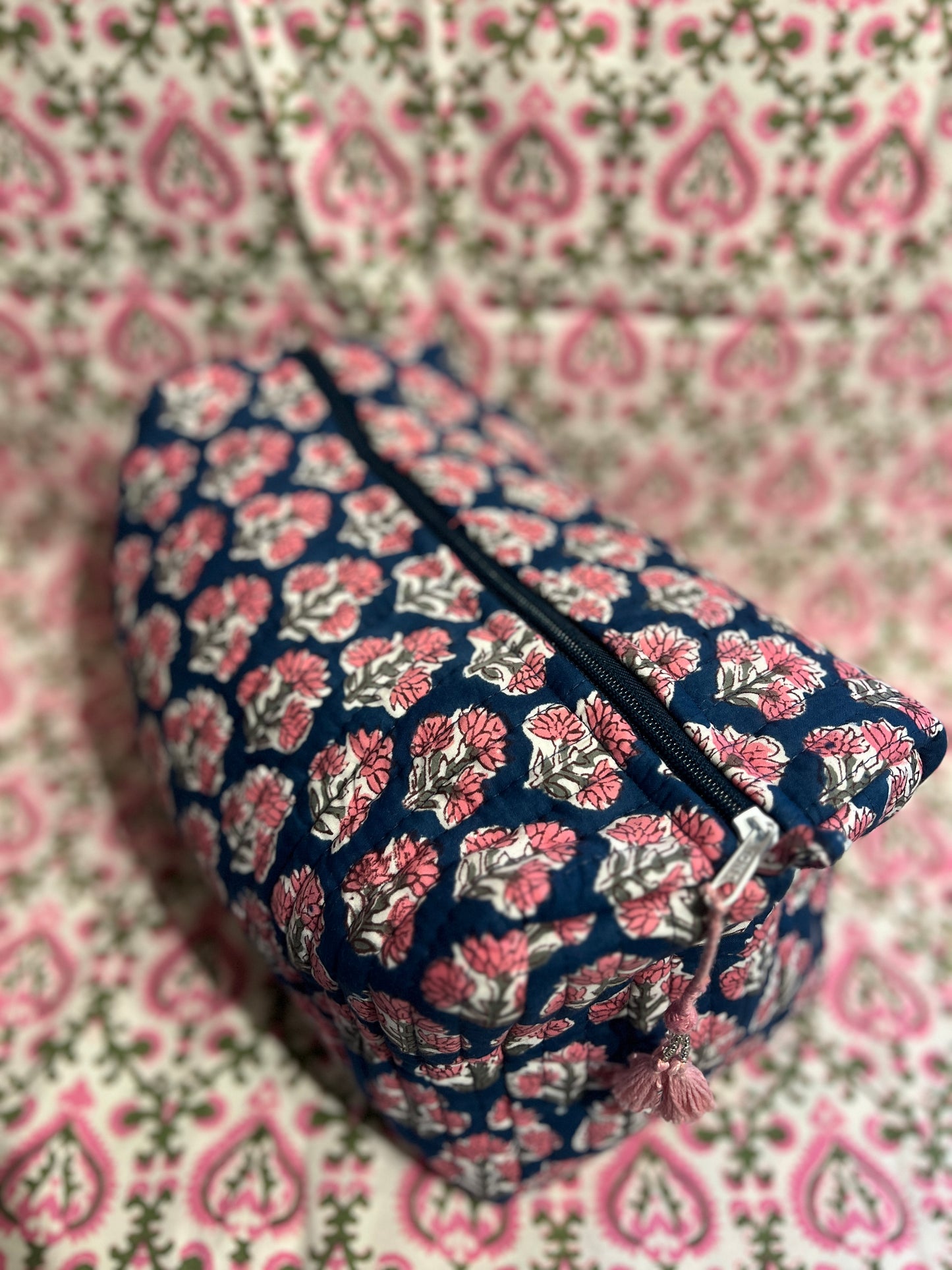 Navy Floral Wash-bag