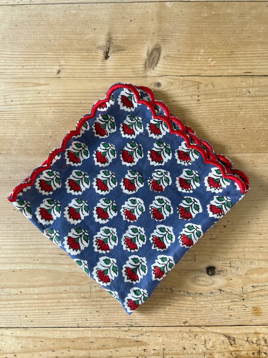 Scalloped Cotton Napkins