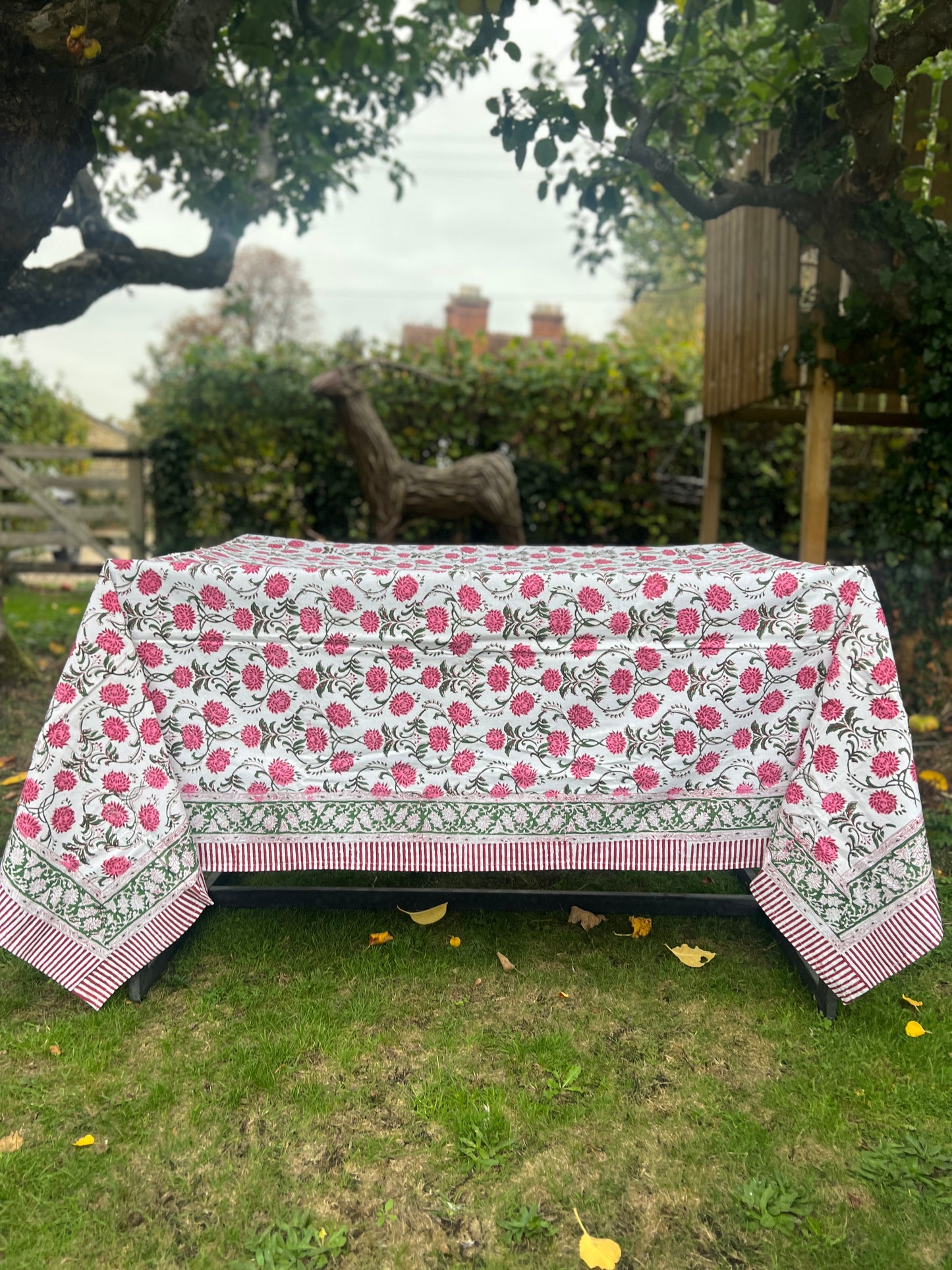Fuchsia Pink Dahlia Table Cloth