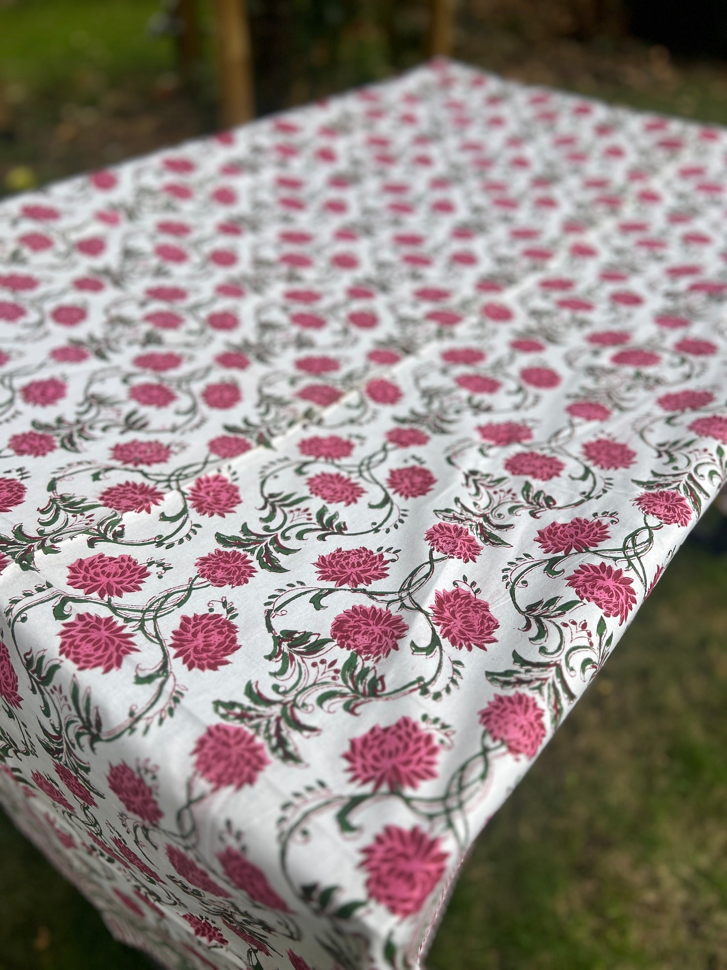 Fuchsia Pink Dahlia Table Cloth