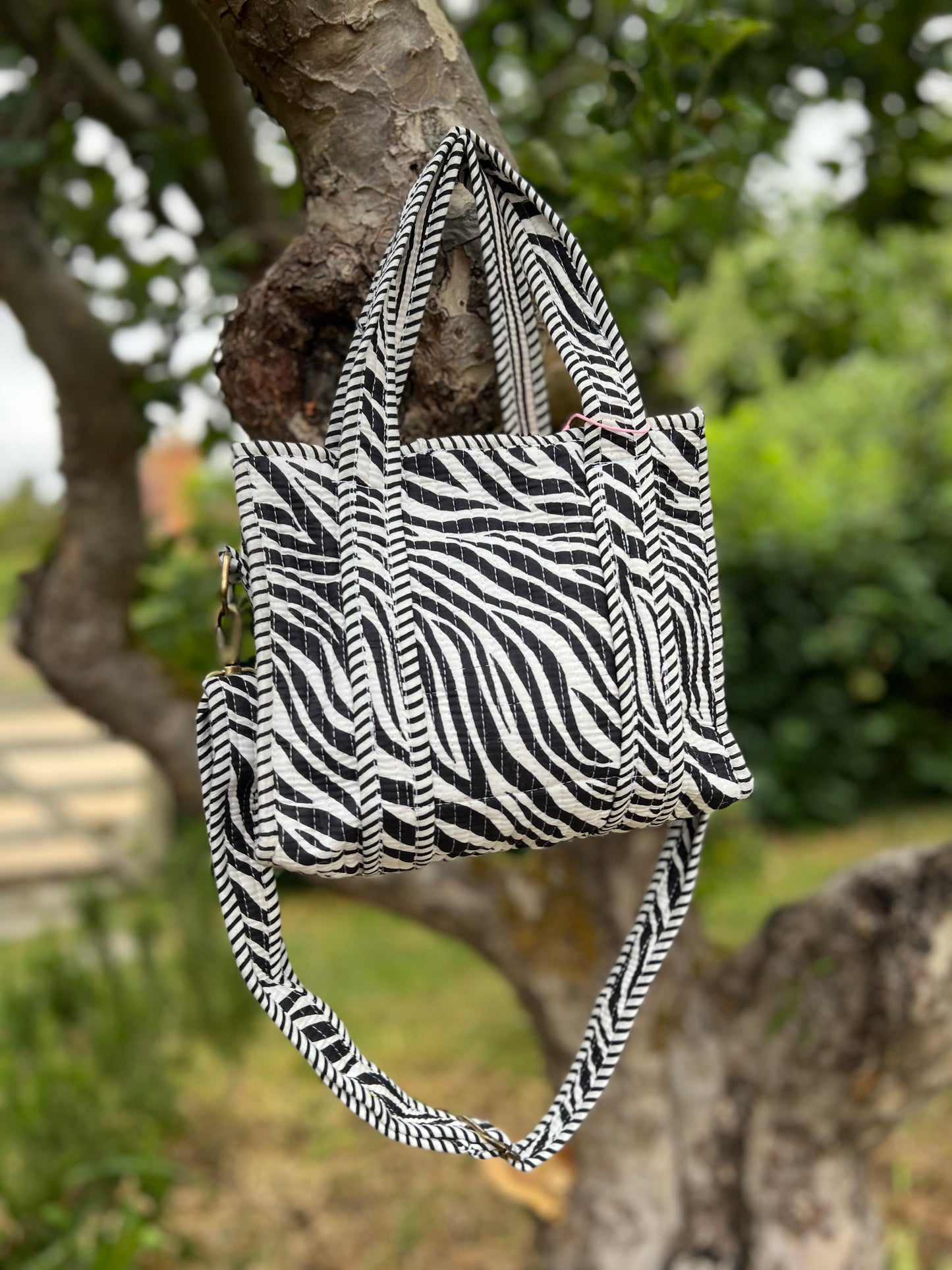 Super Mini Tote - Zebra